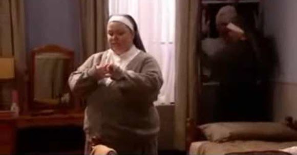 French & Saunders – Three Irish nuns at the Vatican